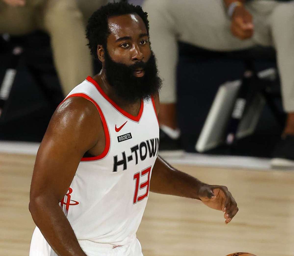 轮比赛中凭 轮比赛中凭