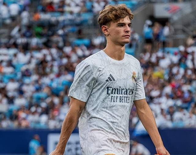 彩的老年足 彩的老年足