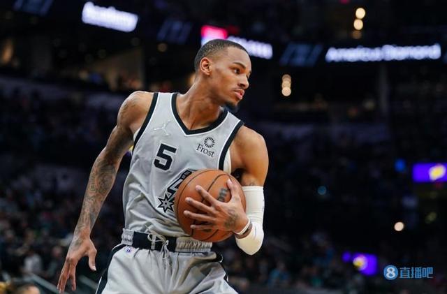 增强赛场内 增强赛场内