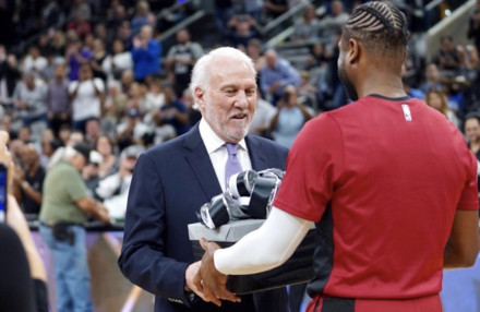 不仅如此 不仅如此